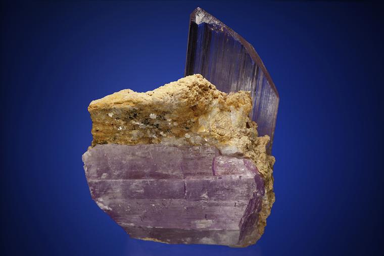 SPODUMENE var. Kunzite